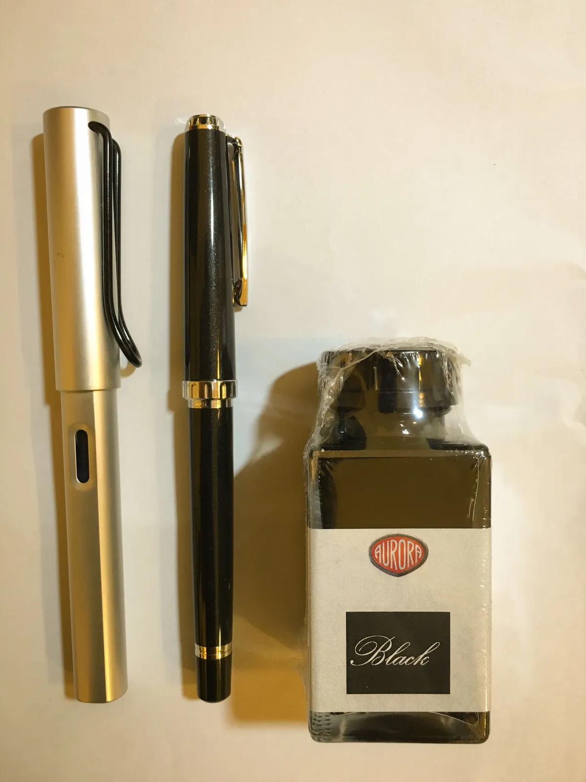 有了墨水、吸墨器,我的 LAMY 終於可以復活啦